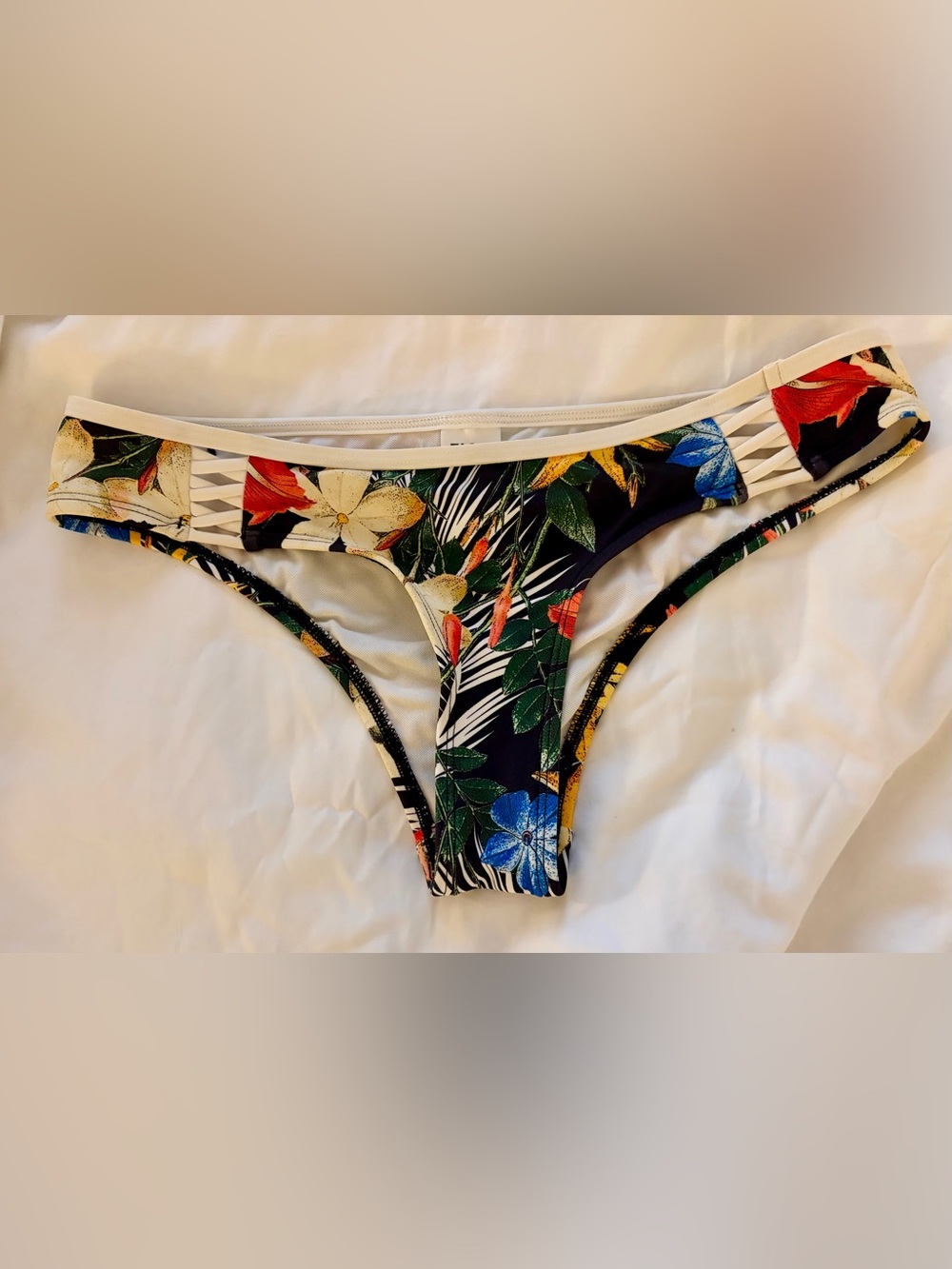 Eidon Swim Kalei Rebel Bikini Bottom SP  Tropical Print